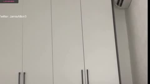 Snapshot of wlademarbergs chatting on February 28, 5:19 am Wlademar online show from February 28, 5:19 am