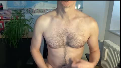 Snapshot of wladsexy88 chatting on November 3, 8:37 am Wladsexy88 online show from November 3, 8:37 am