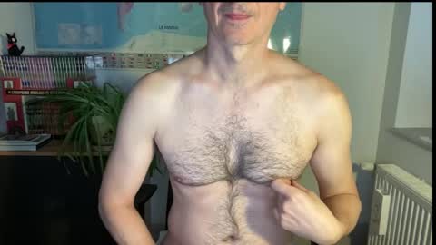 Snapshot of wladsexy88 chatting on December 3, 8:34 am Wladsexy88 online show from December 3, 8:34 am