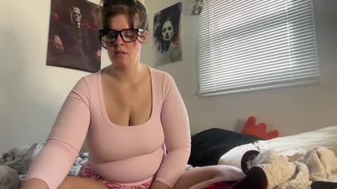 Moth online show from February 13, 5:22 pm