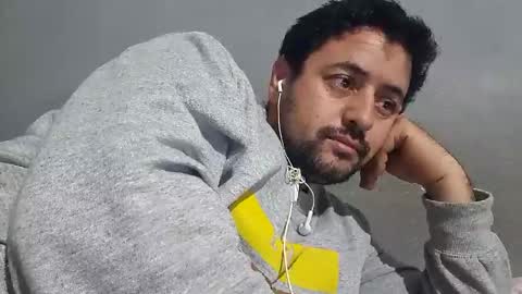 wolf boy online show from February 4, 10:24 pm