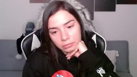 Alex online show from December 29, 3:22 am