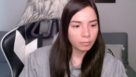 Alex online show from January 5, 7:49 pm