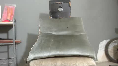 SHENIEL RODRIGUEZ online show from October 16, 12:44 am