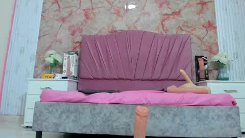 wonderkloe_ online show from January 10, 9:05 pm