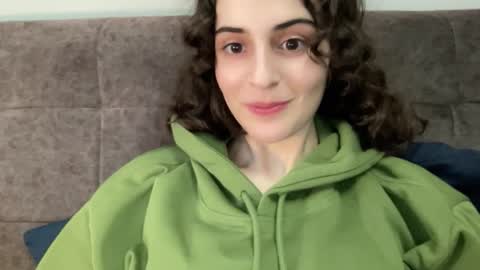 Stia online show from September 12, 6:24 am