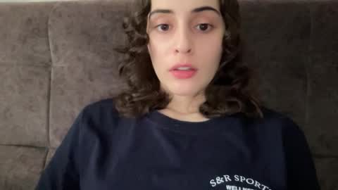 Stia online show from October 6, 6:00 am