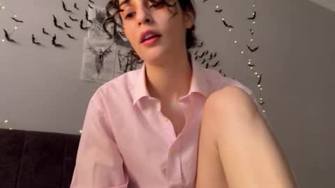 Stia online show from October 28, 5:33 am