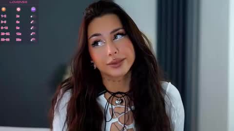 Maria online show from February 8, 1:03 pm