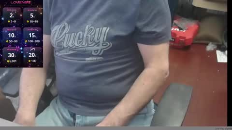 woodworker6473 online show from January 21, 8:21 pm