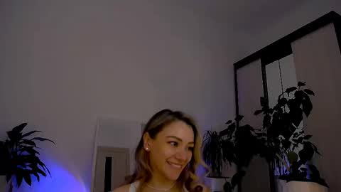 worldsbaby online show from February 15, 10:10 pm