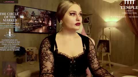 Snapshot of wounded_goddess chatting on September 8, 9:14 pm Goddess Sophy online show from September 8, 9:14 pm