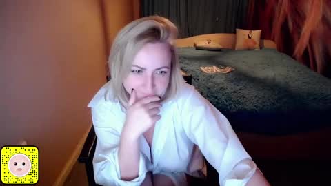 Snapshot of wow_co chatting on December 4, 1:03 am wow_co online show from December 4, 1:03 am