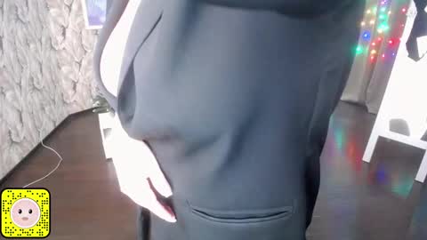 Snapshot of wow_co chatting on January 2, 6:56 pm wow_co online show from January 2, 6:56 pm