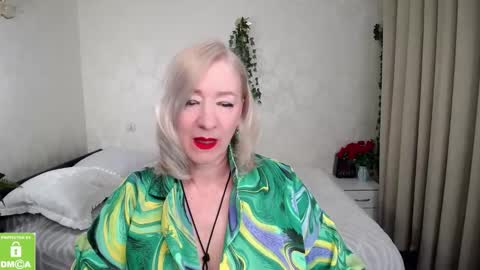 Snapshot of wow_co chatting on March 4, 5:08 pm wow_co online show from March 4, 5:08 pm