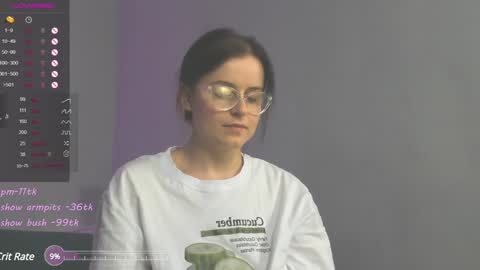 Snapshot of wow_luvng chatting on December 30, 2:53 am Rebecy online show from December 30, 2:53 am