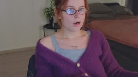 Snapshot of wow_luvng chatting on November 4, 1:54 pm Rebecy online show from November 4, 1:54 pm