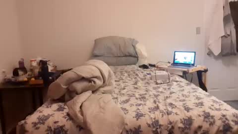 Snapshot of wowhotcutiepie chatting on December 14, 11:48 am Cuteipie online show from December 14, 11:48 am