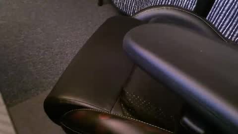 wrangleat0r online show from April 13, 11:54 pm