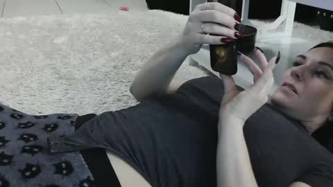 Snapshot of wrenleigh chatting on January 18, 6:24 am Crystal Lake online show from January 18, 6:24 am