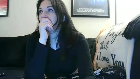 Snapshot of wrenleigh chatting on September 16, 4:24 am Crystal Lake online show from September 16, 4:24 am