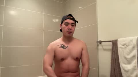 Ricky online show from March 18, 1:31 am