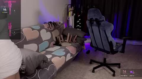 Snapshot of wsp128 chatting on November 11, 10:15 am Neo and Abby online show from November 11, 10:15 am