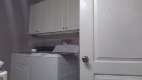 Snapshot of wundrsword33 chatting on September 11, 6:19 pm BONER DONOR online show from September 11, 6:19 pm