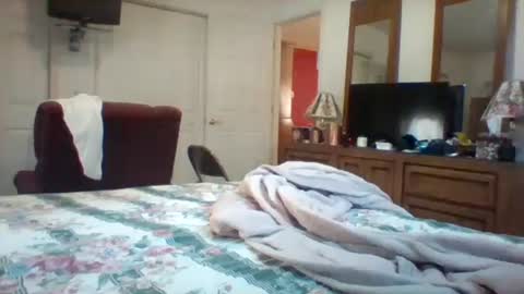 wvmountainlover online show from January 13, 7:31 pm