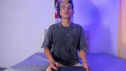 wyatt online show from September 12, 11:32 am