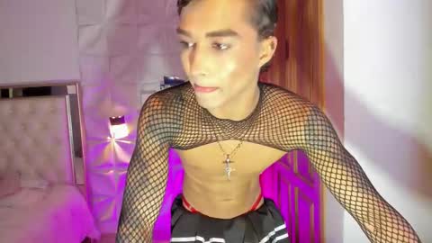 Snapshot of wyatt_rose chatting on November 30, 4:05 am wyatt online show from November 30, 4:05 am