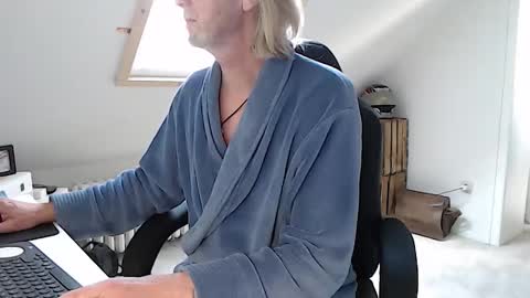 WyattEarp64 online show from September 15, 8:58 am