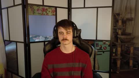 Wyatt online show from February 25, 10:30 pm