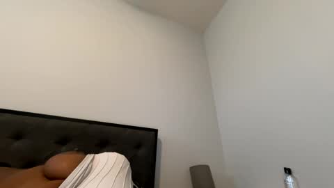 Snapshot of wynterheat chatting on January 26, 5:23 pm Wynter Heat online show from January 26, 5:23 pm