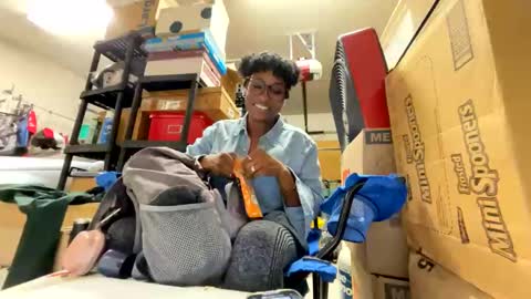 Snapshot of wynterheat chatting on October 5, 9:40 am Wynter Heat online show from October 5, 9:40 am