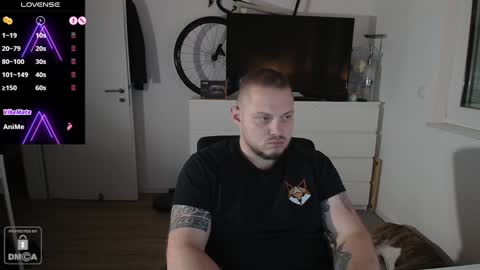 x19marco93x online show from December 17, 6:20 pm