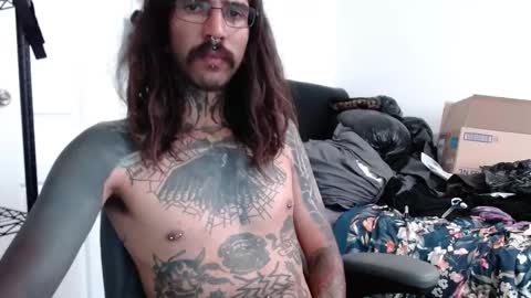 Snapshot of x_dr4ma_x chatting on December 6, 8:37 am xdramax online show from December 6, 8:37 am