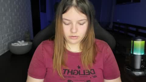 LOVE NERDS ONLY online show from December 15, 4:18 am