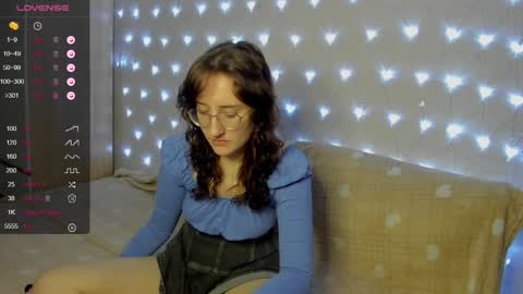Snapshot of x_purr_agatha_x chatting on January 22, 2:59 am Agatha online show from January 22, 2:59 am