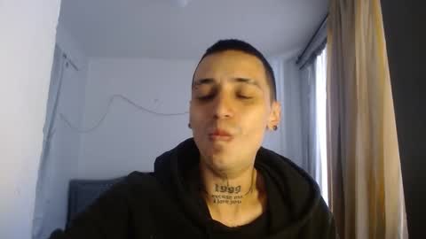 Snapshot of xalejo_max chatting on September 25, 4:21 pm xalejo_max online show from September 25, 4:21 pm