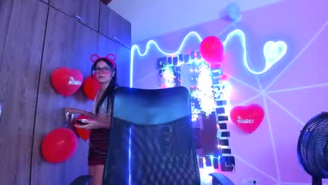 XALLYSONX online show from February 17, 5:32 pm