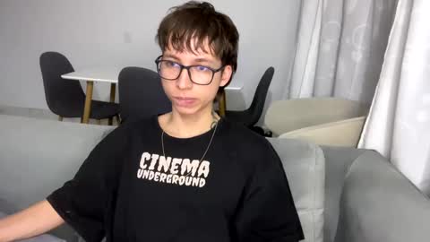 Snapshot of xamyu chatting on February 18, 3:53 am Xam online show from February 18, 3:53 am