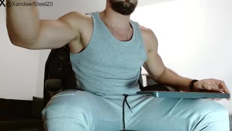 Master Xandeer online show from October 6, 6:33 am