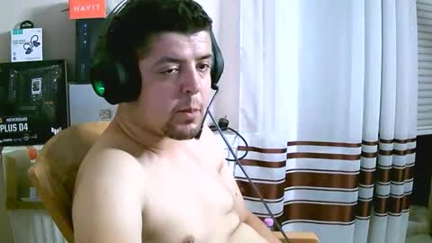 Snapshot of xander717742 chatting on September 18, 7:49 pm arab bigdick online show from September 18, 7:49 pm