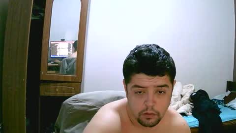 Snapshot of xander717742 chatting on November 16, 3:56 am arab bigdick online show from November 16, 3:56 am