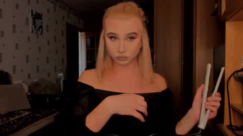 xander_novak online show from February 18, 12:01 pm