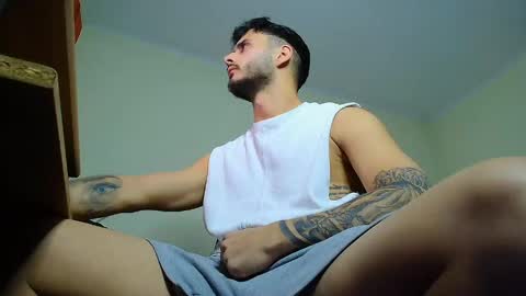 Snapshot of xandercagex chatting on January 3, 8:32 pm XanderCageX online show from January 3, 8:32 pm