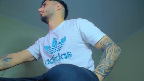 Snapshot of xandercagex chatting on January 25, 5:18 am XanderCageX online show from January 25, 5:18 am