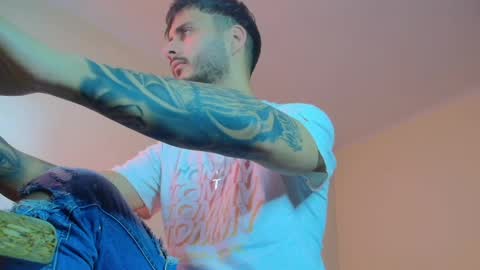 Snapshot of xandercagex chatting on February 2, 10:35 am XanderCageX online show from February 2, 10:35 am