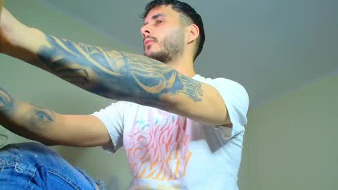 Snapshot of xandercagex chatting on February 2, 4:43 pm XanderCageX online show from February 2, 4:43 pm